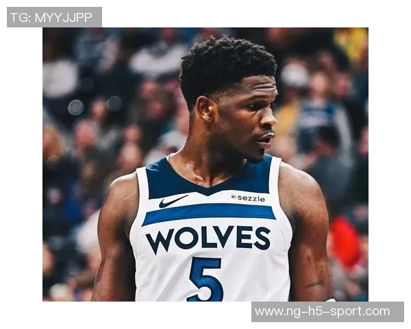 爱德华兹表现出色13投9中砍下23分4助攻正负值高达28分