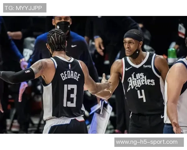 卢指导分析对手防守策略强调三分球投射未能奏效的比赛反思