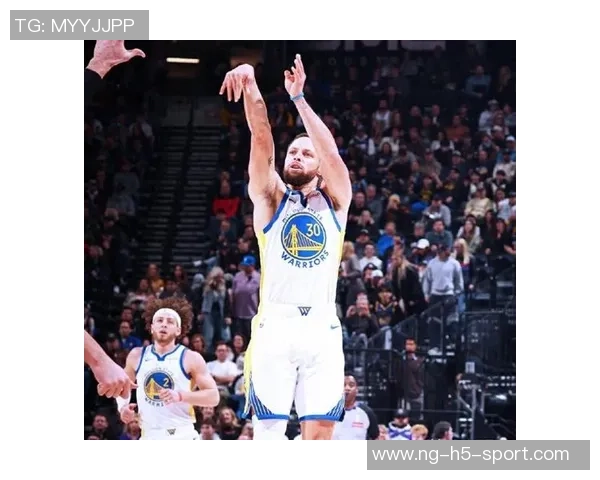 勇士迎来主心骨库里复出客战爵士期待球队重振士气